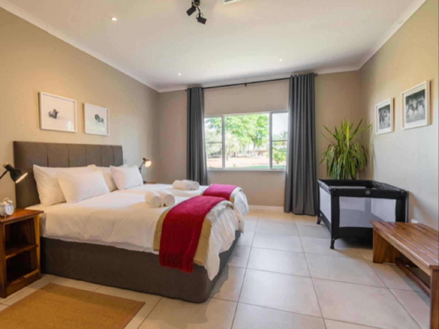 Flying Ostrich Guesthouse & Self-Catering Accommodation Mariental Kamer foto