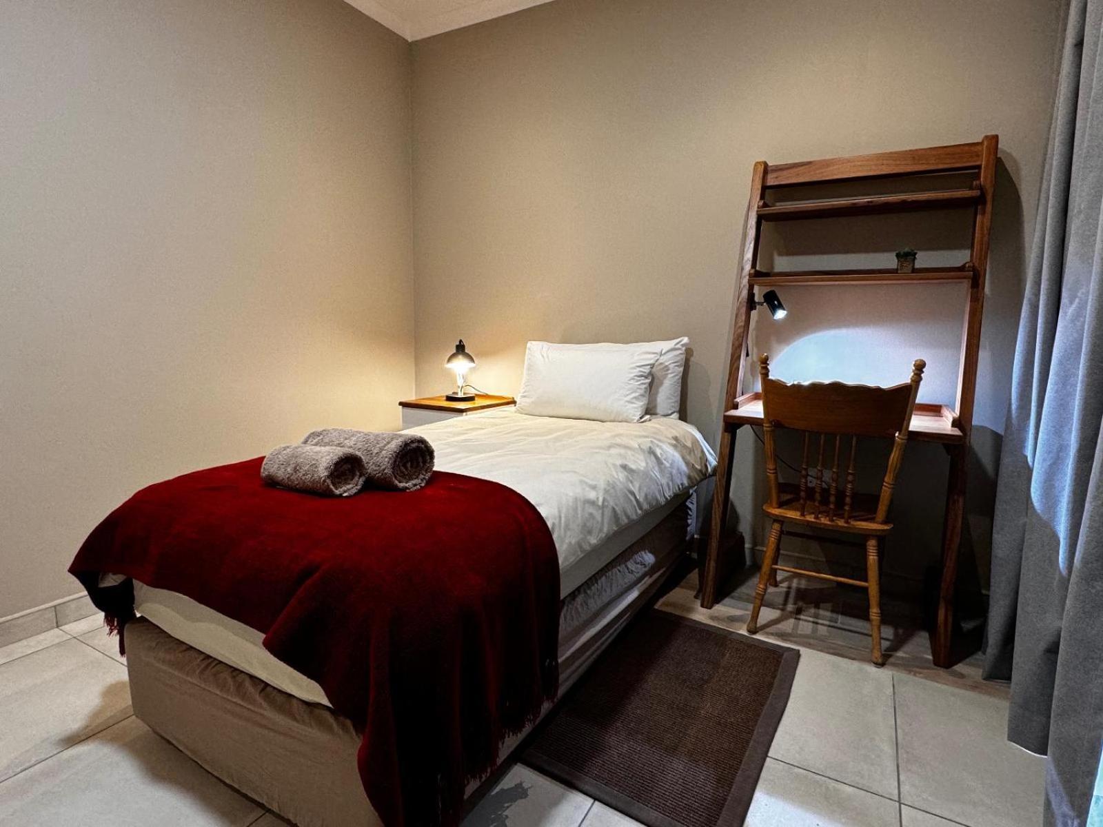 Flying Ostrich Guesthouse & Self-Catering Accommodation Mariental Kamer foto
