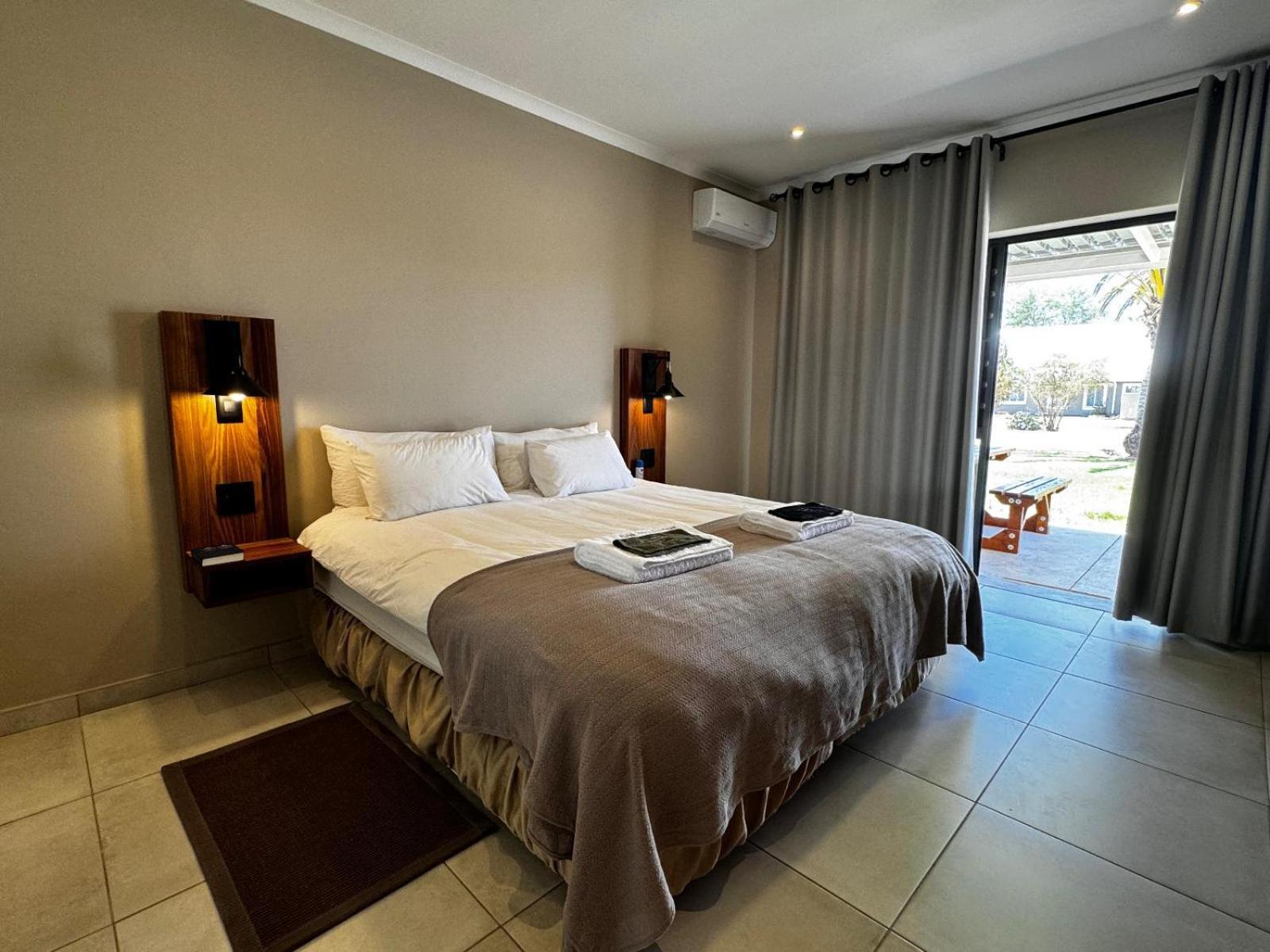 Flying Ostrich Guesthouse & Self-Catering Accommodation Mariental Kamer foto